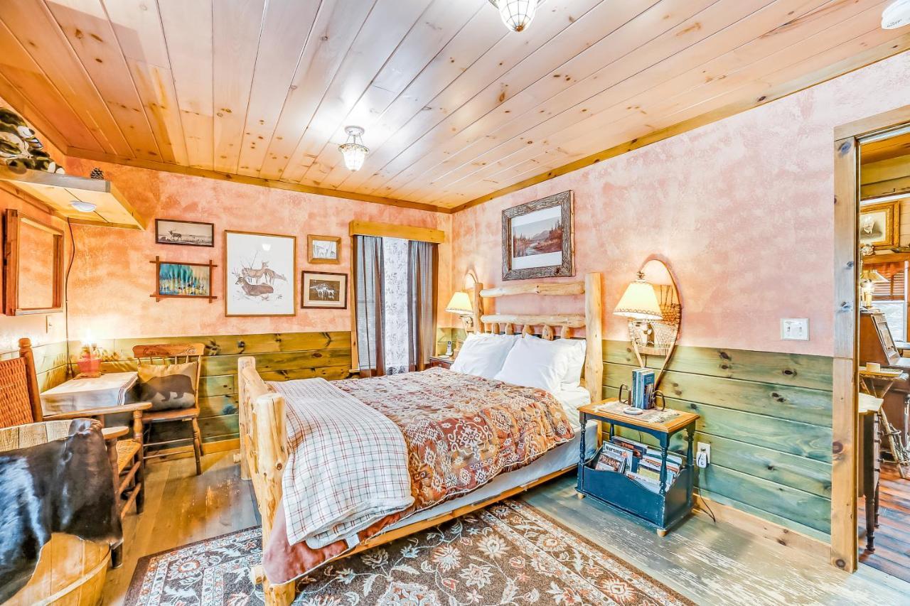 The Bear Lodge North River Екстер'єр фото