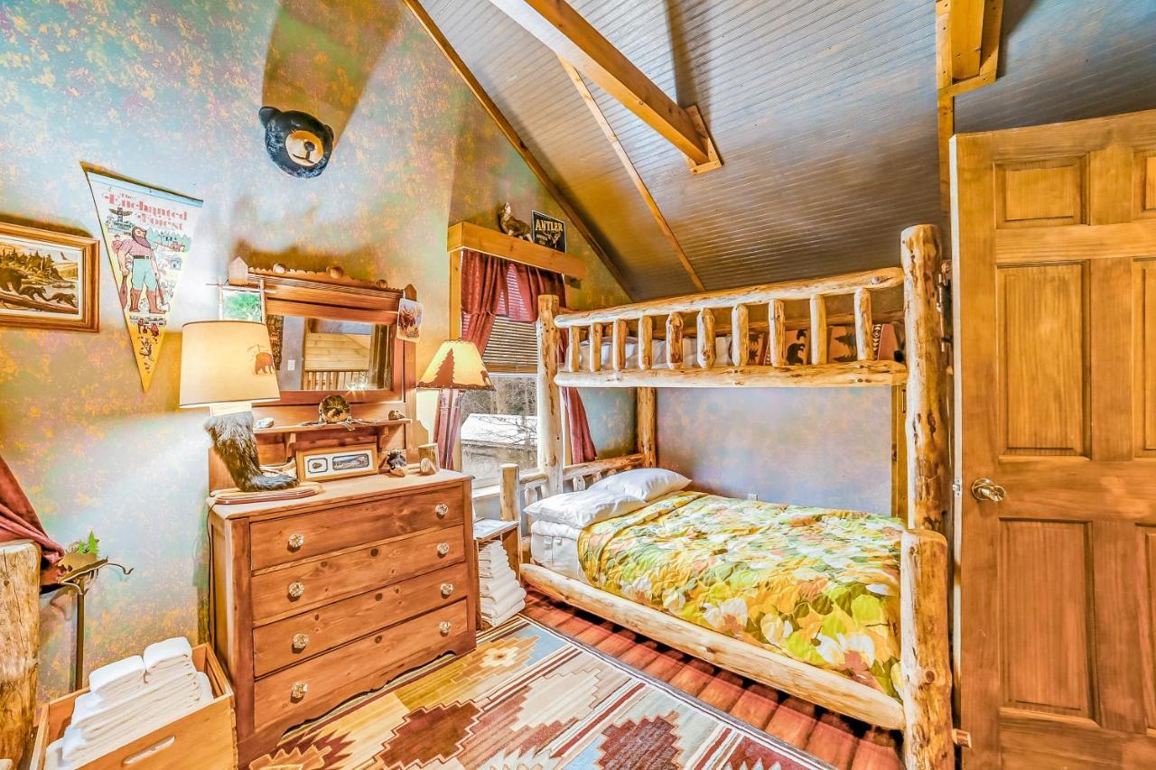 The Bear Lodge North River Екстер'єр фото